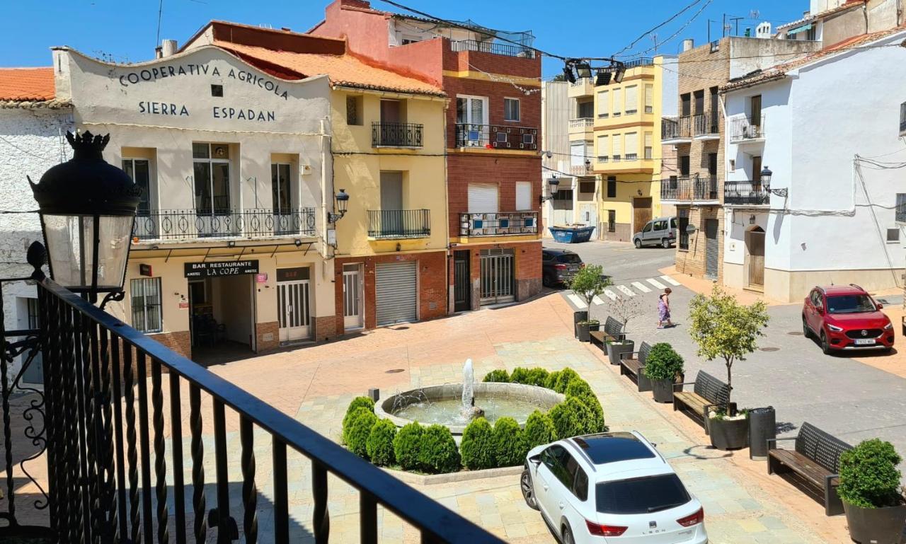 La Viajera Espadan Algimia de Almonacid Bagian luar foto